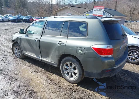 2011 Toyota Highlander Base V6 из США, поврежденный, VIN 5TDBK3EH1BS089063